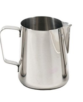 Nuova-Simonelli-20-Oz-Latte-Art-Pitcher-0